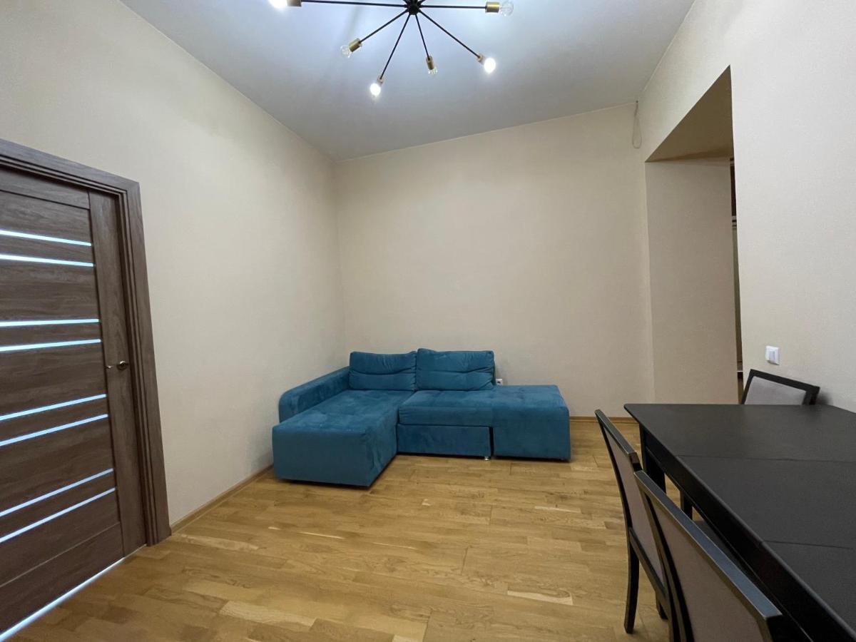 Avangard Qn Romana 26 Apart Lviv Exterior foto