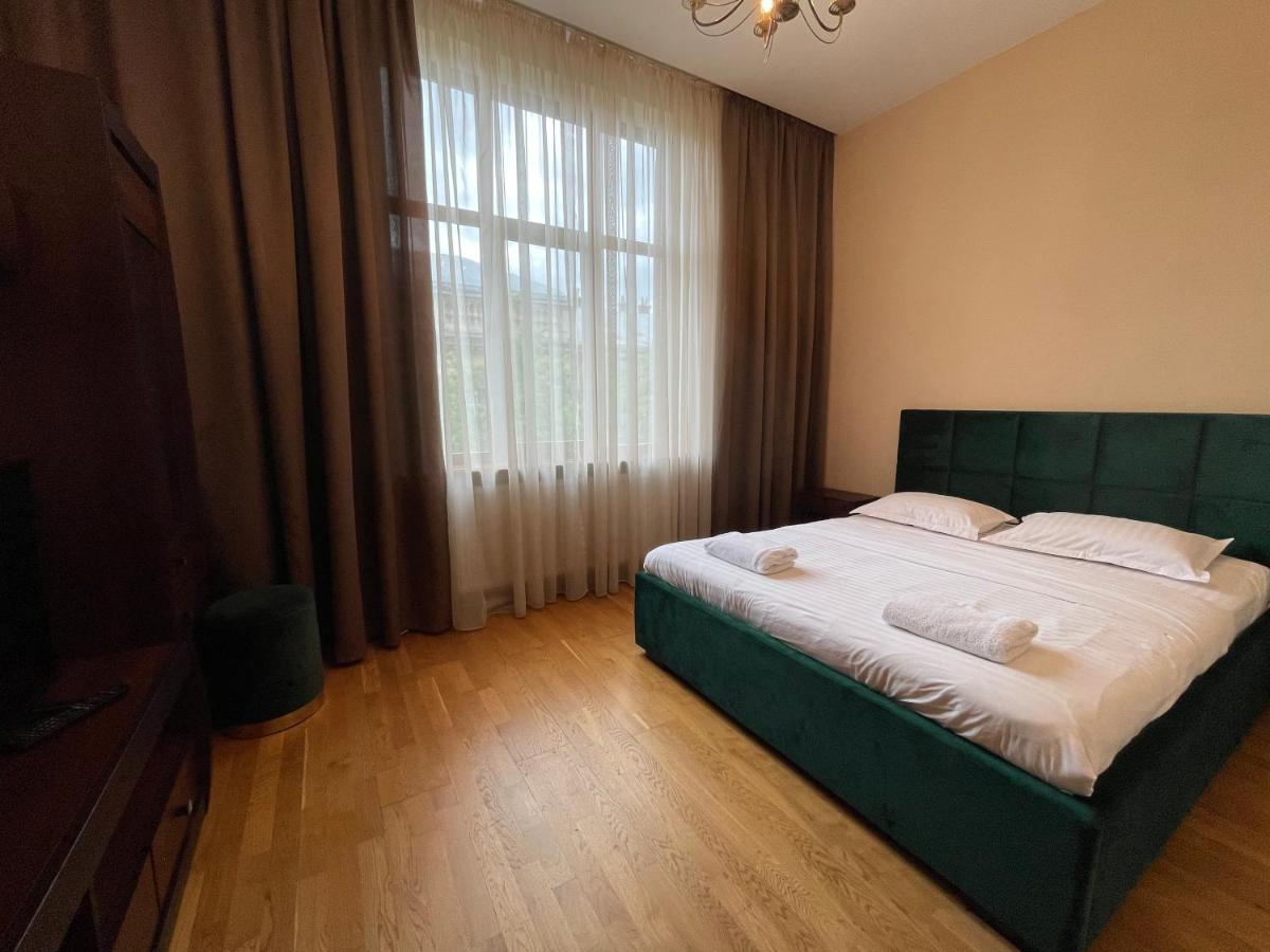 Avangard Qn Romana 26 Apart Lviv Exterior foto